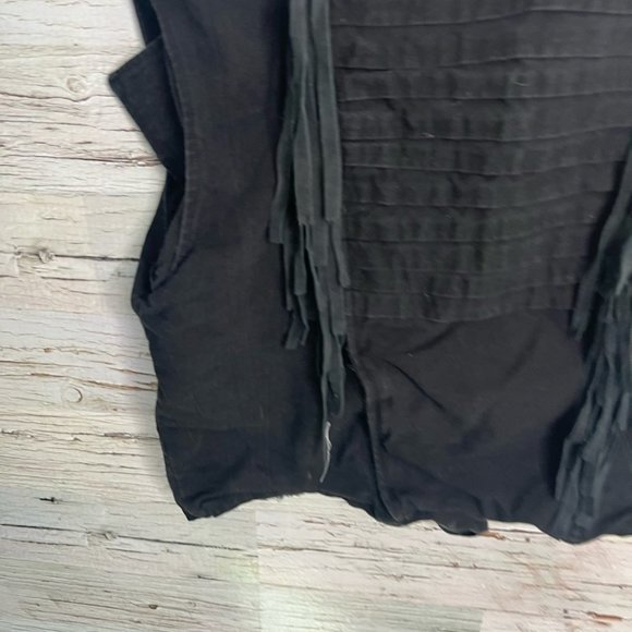 Vintage kazaaze black bear paw vest fringe size  large - Picture 2 of 10